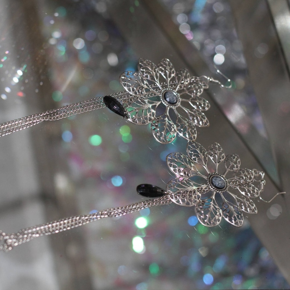 Silver Floral Dangling Earrings